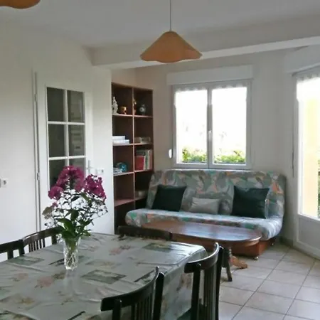 A La Montagne Avec Cheminee, Wifi Et Joli Terrain - Fr-1-589-179 *