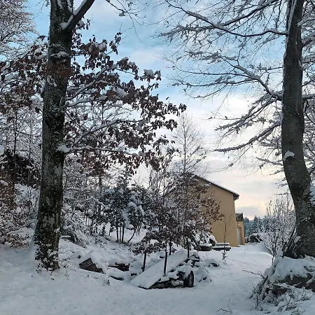 Holiday home A La Montagne Avec Cheminee, Wifi Et Joli Terrain - Fr-1-589-179 *