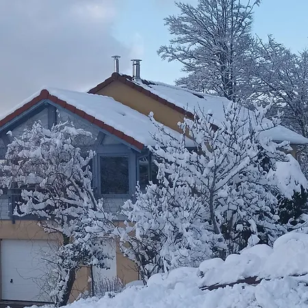 A La Montagne Avec Cheminee, Wifi Et Joli Terrain - Fr-1-589-179 *