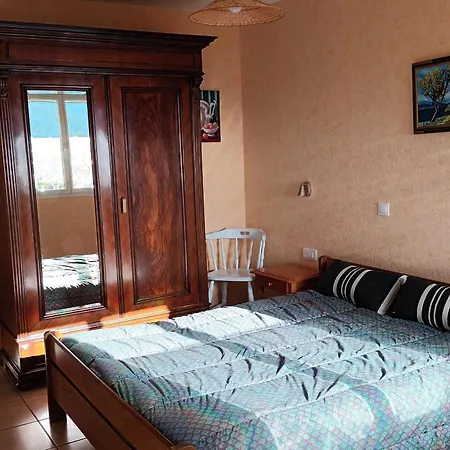 A La Montagne Avec Cheminee, Wifi Et Joli Terrain - Fr-1-589-179 Holiday home *