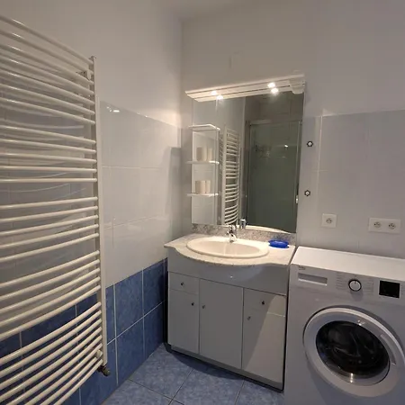 A La Montagne Avec Cheminee, Wifi Et Joli Terrain - Fr-1-589-179