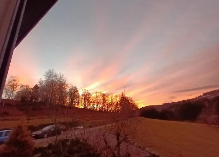 A La Montagne Avec Cheminee, Wifi Et Joli Terrain - Fr-1-589-179 *