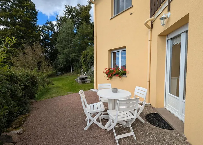 公寓 A La Montagne Avec Cheminee, Wifi Et Joli Terrain - Fr-1-589-179 *