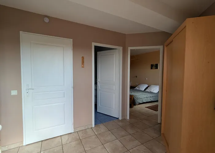 A La Montagne Avec Cheminee, Wifi Et Joli Terrain - Fr-1-589-179 公寓 勒索里