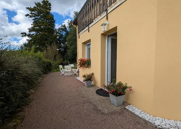 公寓 A La Montagne Avec Cheminee, Wifi Et Joli Terrain - Fr-1-589-179 勒索里